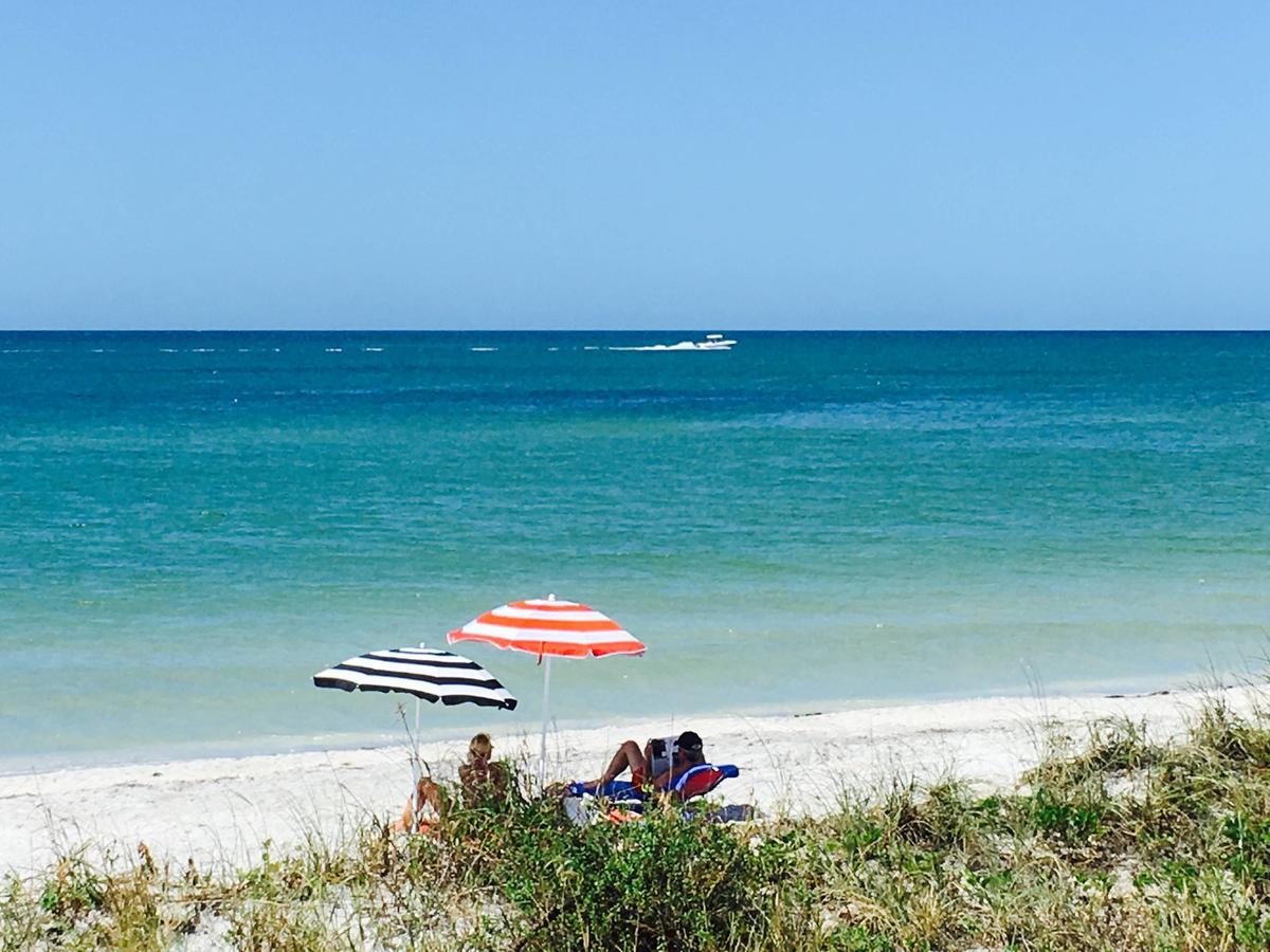 Intercoastal Beach Suite Clearwater Exterior foto